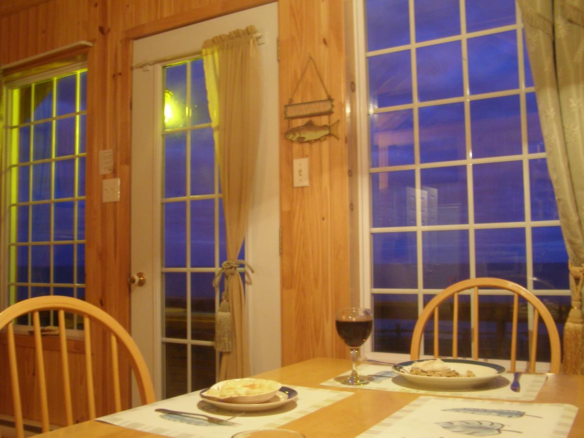 Les Chalets Brise-De-Mer Sainte-Therese-de-Gaspe Dış mekan fotoğraf