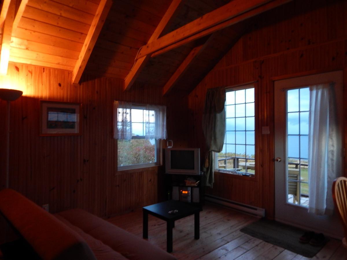 Les Chalets Brise-De-Mer Sainte-Therese-de-Gaspe Dış mekan fotoğraf